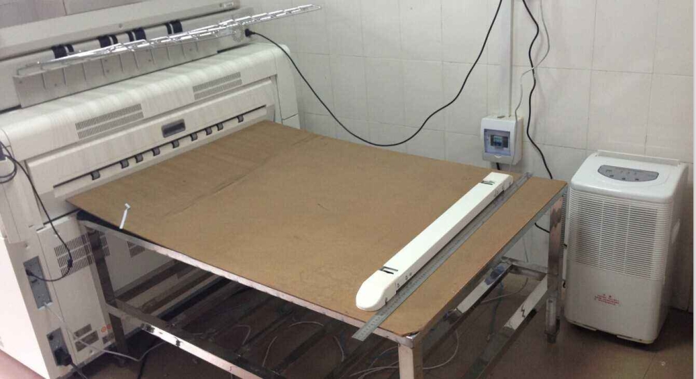 夏天凹印生产要用香蕉视频国产APP下载机控湿